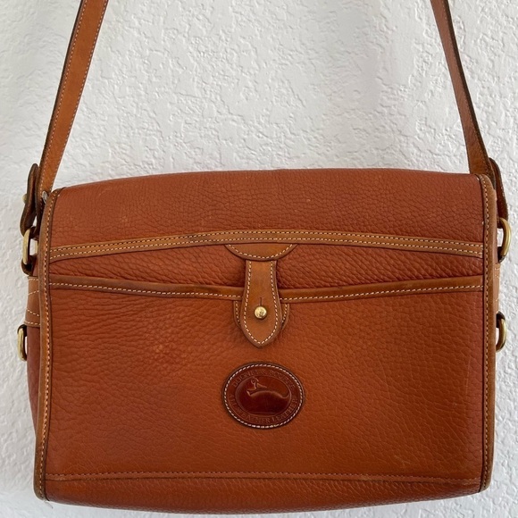 Vintage Dooney & Bourke AWL Messenger Crossbody Bag - Picture 5 of 11